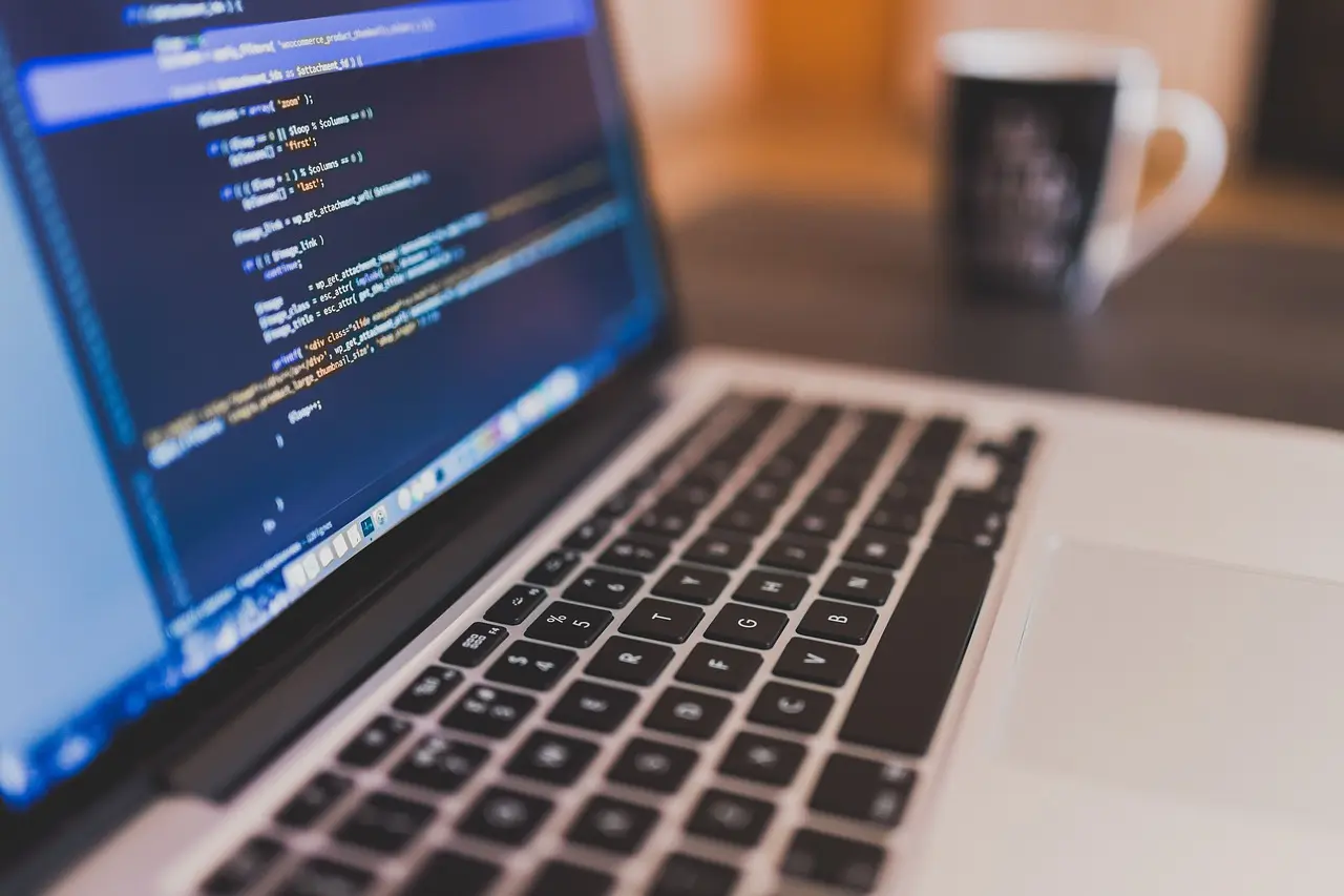 Porovnanie starého a nového webu, vizuálny príklad modernizácie stránky