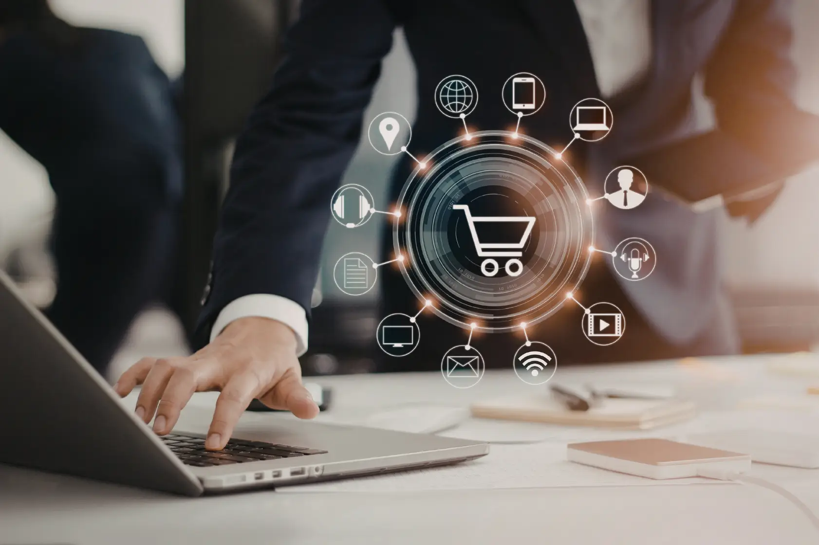 Starý e-shop na notebooku, ktorý brzdí rast online podnikania